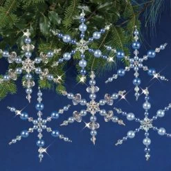 Solid Oak Crystal/Blue Snowflakes Ornament Kit